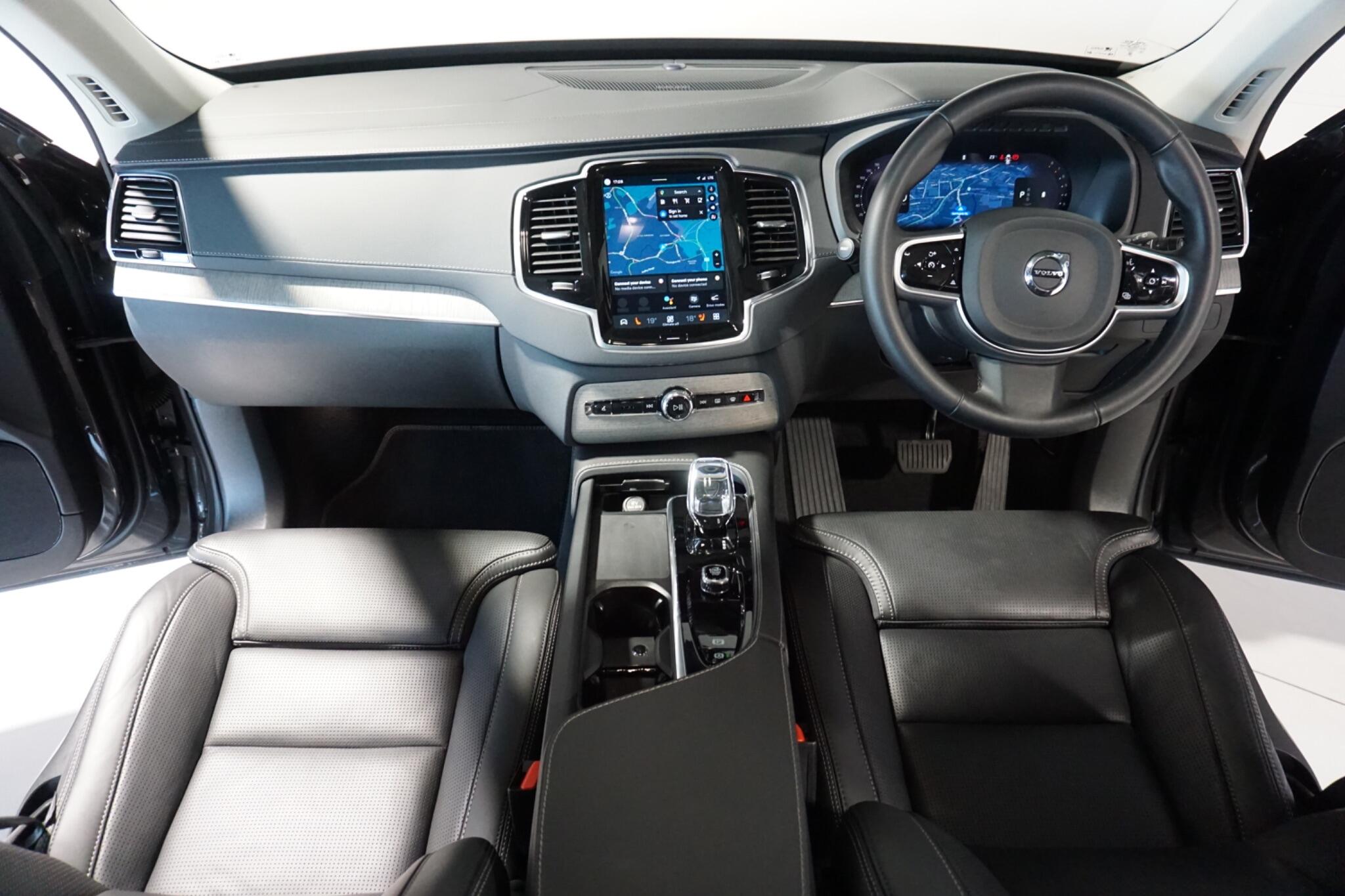 Volvo XC90 2.0 B5 MHEV Plus Edition SUV 5dr Petrol Hybrid Auto 4WD Euro 6 (s/s) (250 ps)
